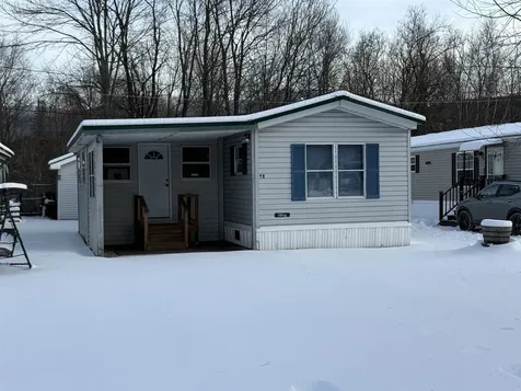 11 Dublin Street Gorham NH 03581