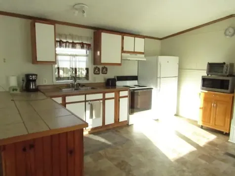 11 Dublin Street Gorham NH 03581