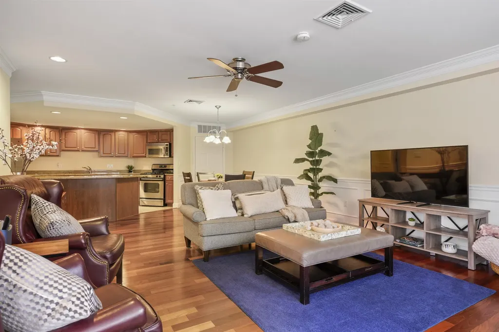 2 Sterling Hill Lane Exeter NH 03833-4866