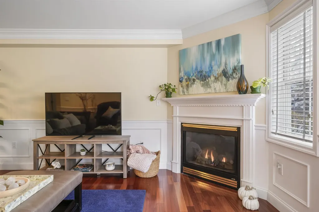 2 Sterling Hill Lane Exeter NH 03833-4866