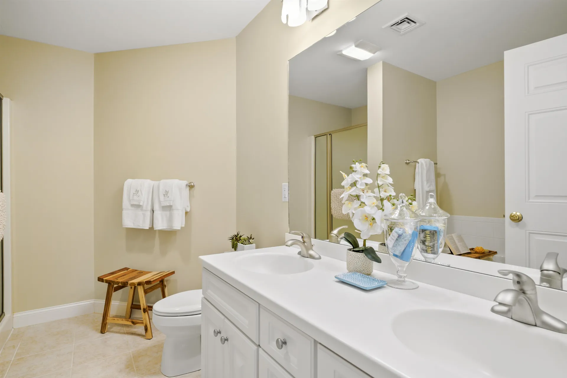 2 Sterling Hill Lane Exeter NH 03833-4866