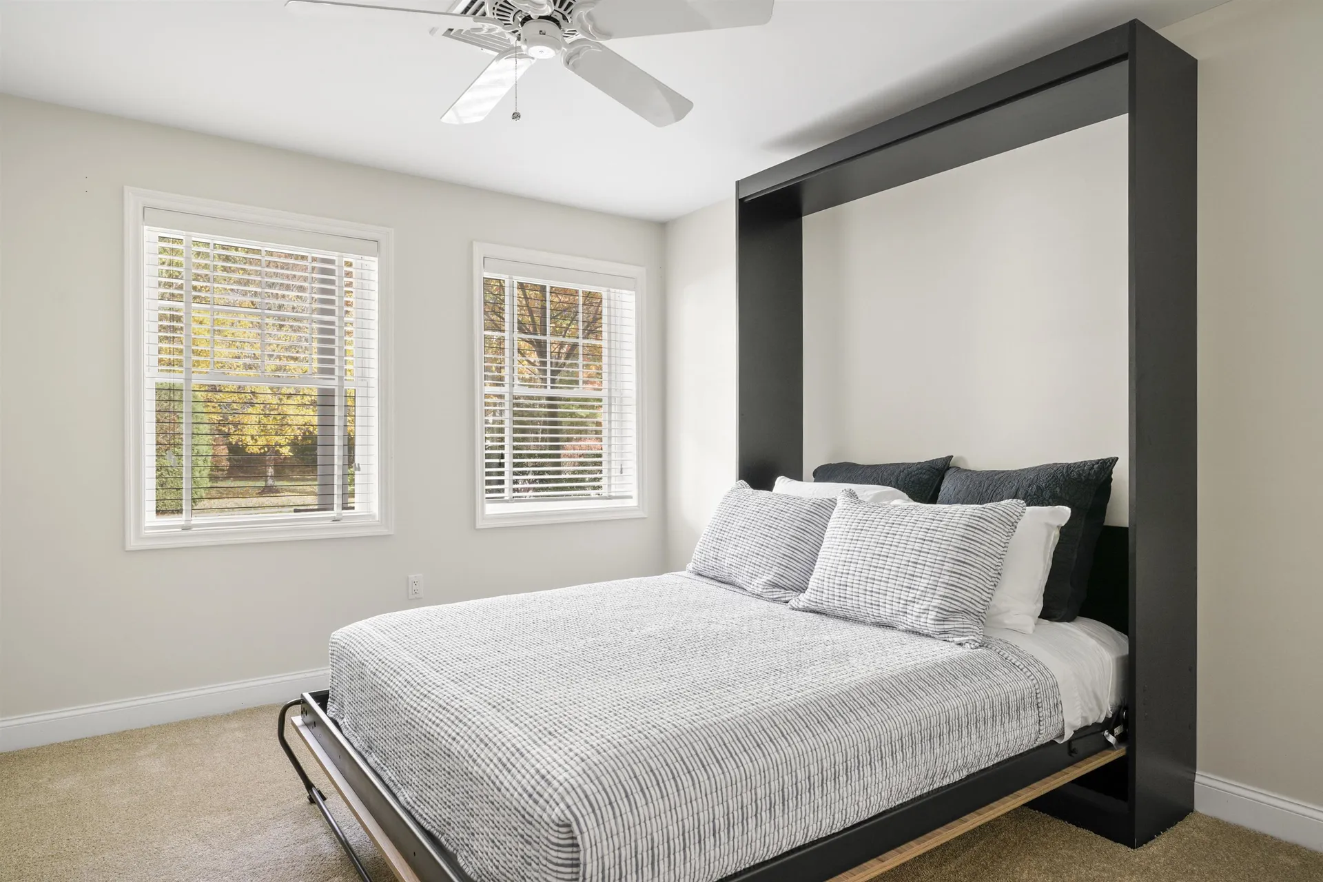 2 Sterling Hill Lane Exeter NH 03833-4866