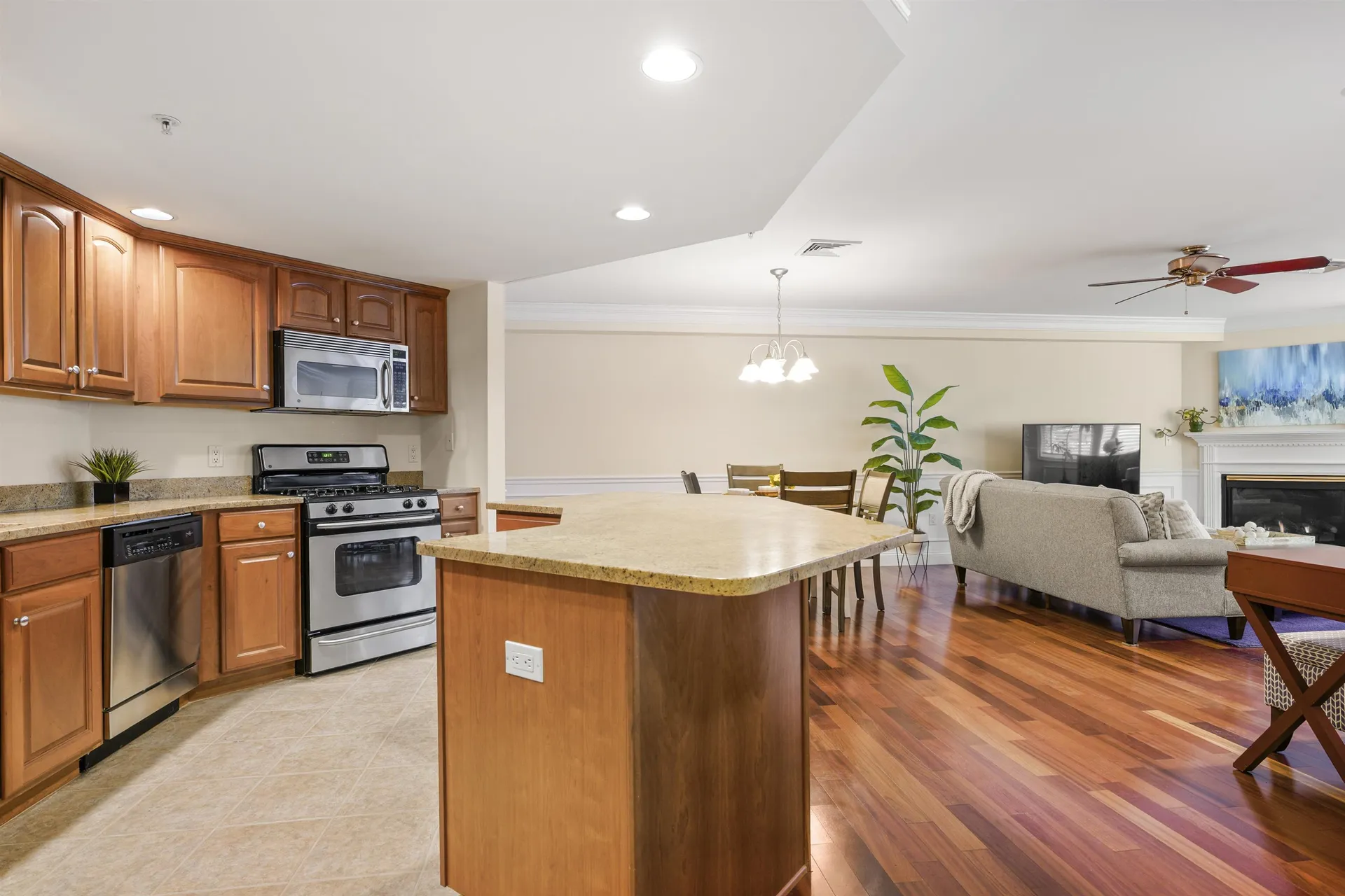 2 Sterling Hill Lane Exeter NH 03833-4866