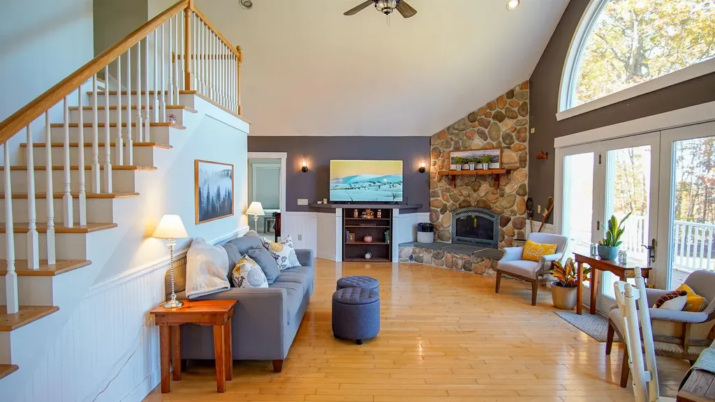 233 Stark Street Gilford NH 03249