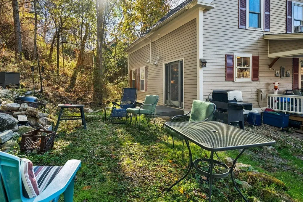 16 Jewett Street Marlborough NH 03455