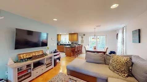 45 Peach Tree Road Auburn NH 03032