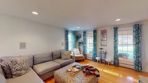 45 Peach Tree Road Auburn NH 03032