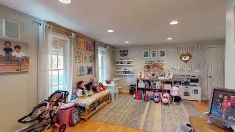 45 Peach Tree Road Auburn NH 03032