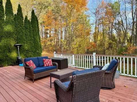 45 Peach Tree Road Auburn NH 03032