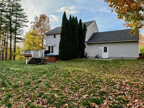 45 Peach Tree Road Auburn NH 03032