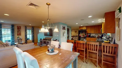 45 Peach Tree Road Auburn NH 03032