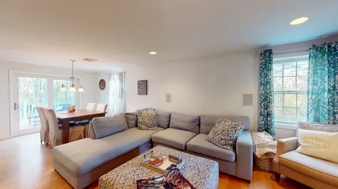 45 Peach Tree Road Auburn NH 03032