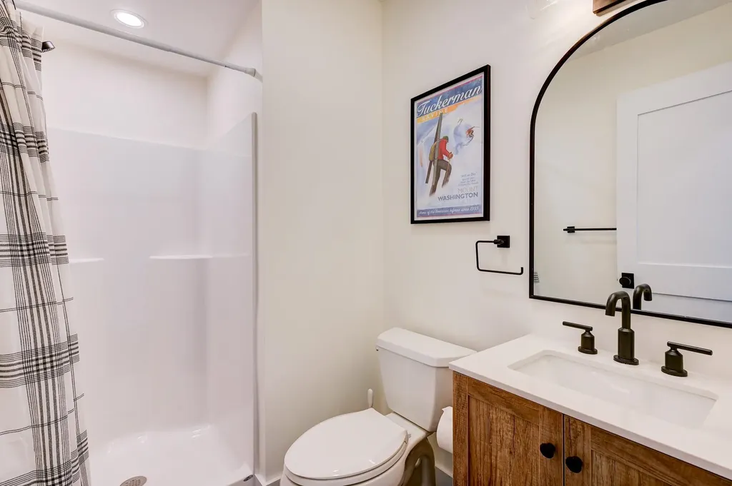 137 Skimobile Road Conway NH 03860