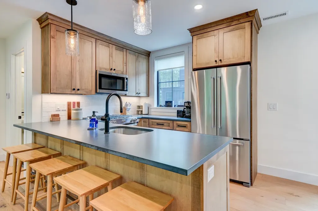 137 Skimobile Road Conway NH 03860