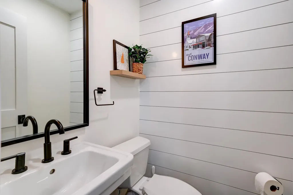 137 Skimobile Road Conway NH 03860