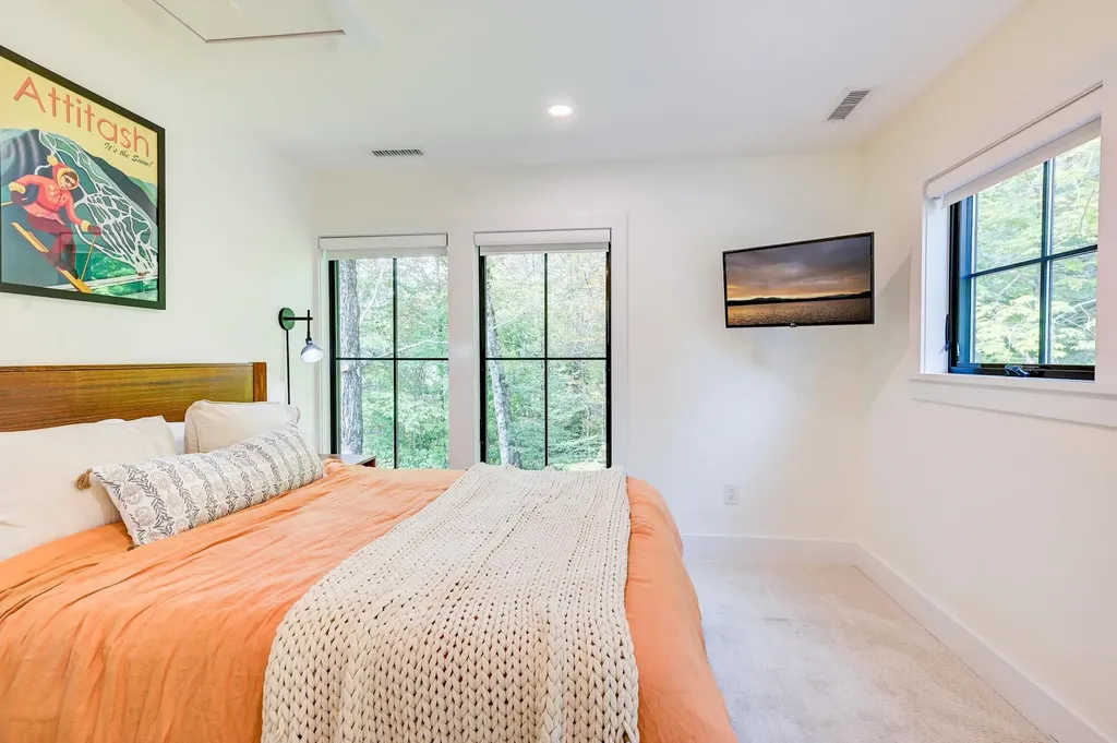 137 Skimobile Road Conway NH 03860