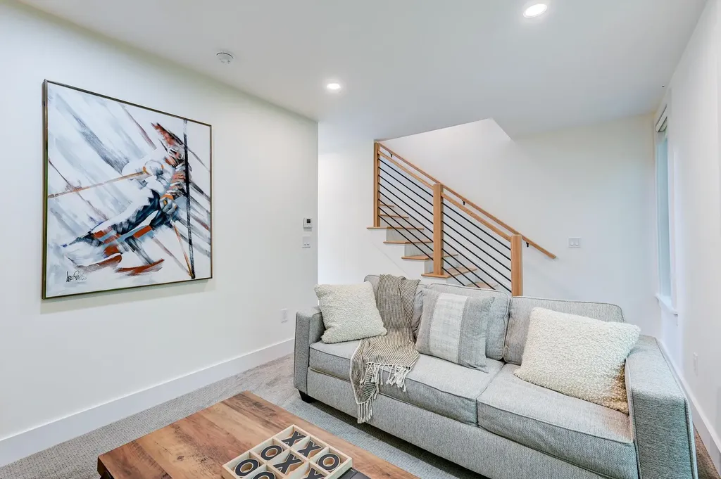 137 Skimobile Road Conway NH 03860