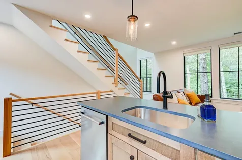 137 Skimobile Road Conway NH 03860