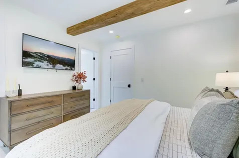 137 Skimobile Road Conway NH 03860