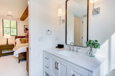 137 Skimobile Road Conway NH 03860