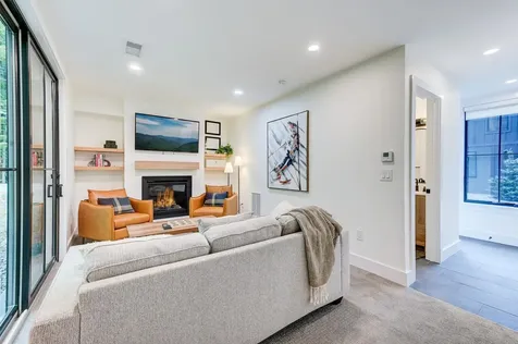 137 Skimobile Road Conway NH 03860