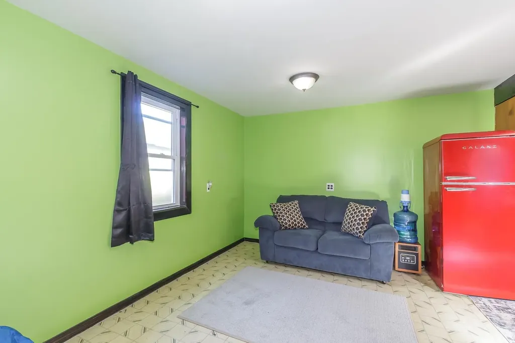 68 Jarvis Street Windsor VT 05089