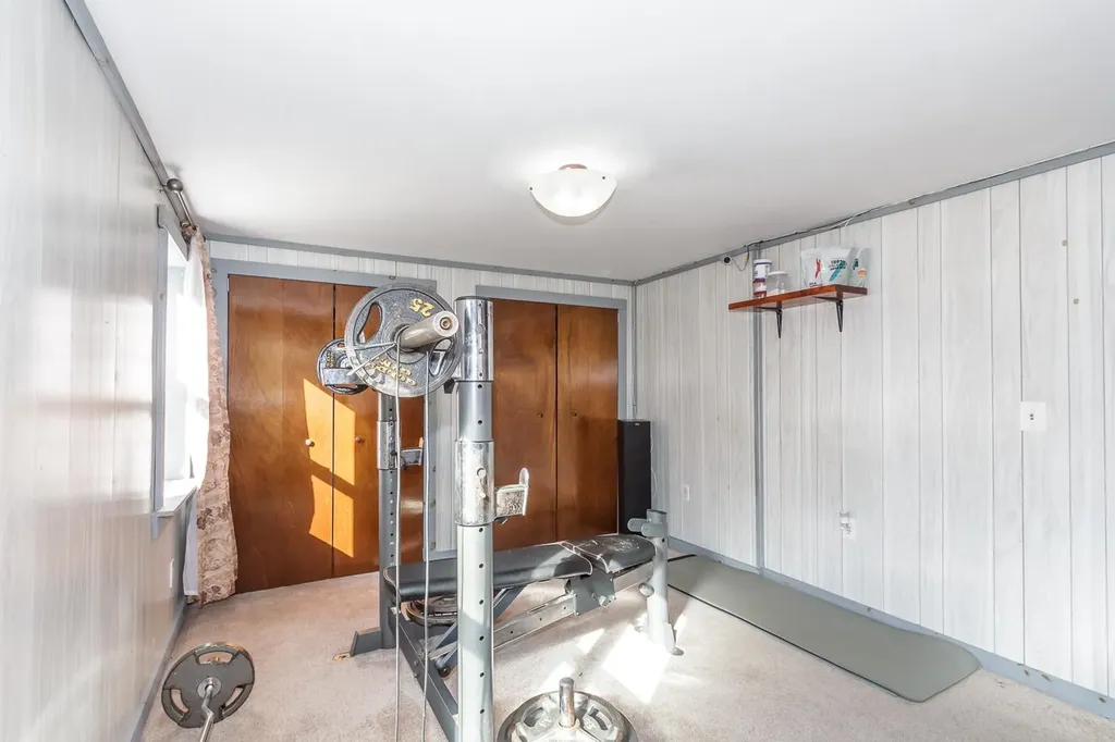 68 Jarvis Street Windsor VT 05089