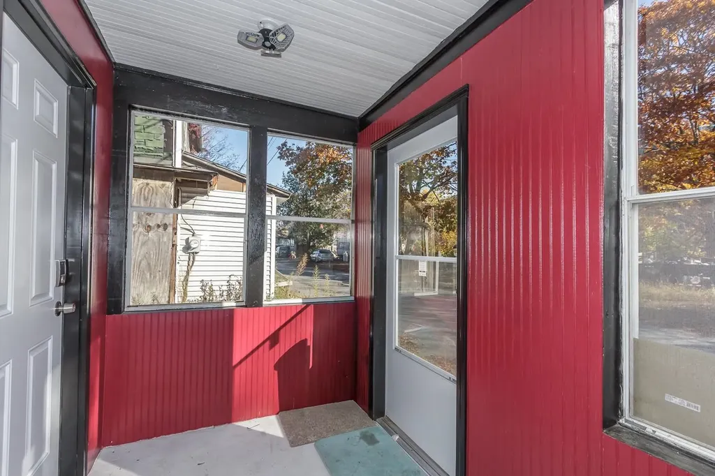 68 Jarvis Street Windsor VT 05089