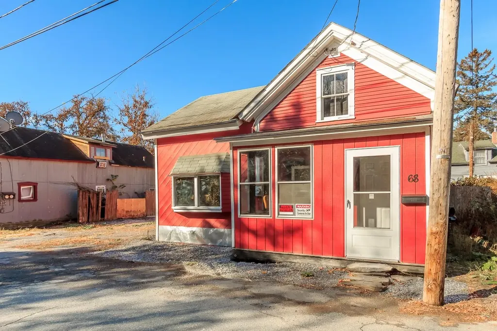 68 Jarvis Street Windsor VT 05089