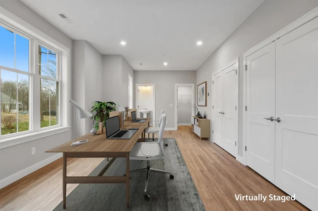 #3 Woodbury Reserve Portsmouth NH 03801