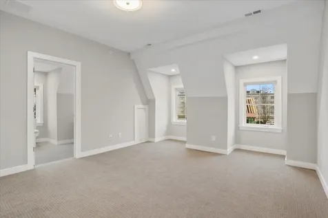 #3 Woodbury Reserve Portsmouth NH 03801