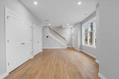 #3 Woodbury Reserve Portsmouth NH 03801