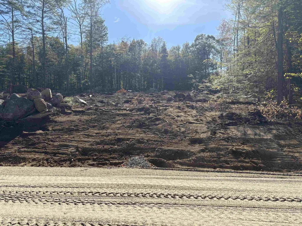 27 Sugarloaf Drive Ossipee NH 03814