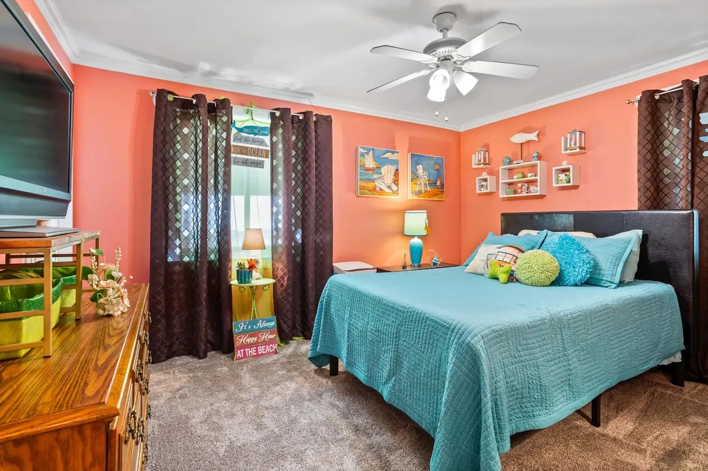 42 Walnut Street Saugus MA 01906