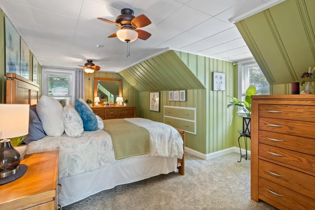 42 Walnut Street Saugus MA 01906