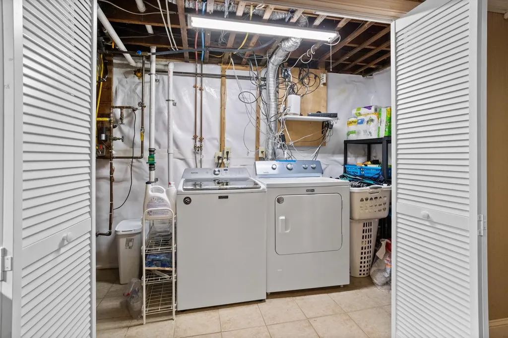 42 Walnut Street Saugus MA 01906