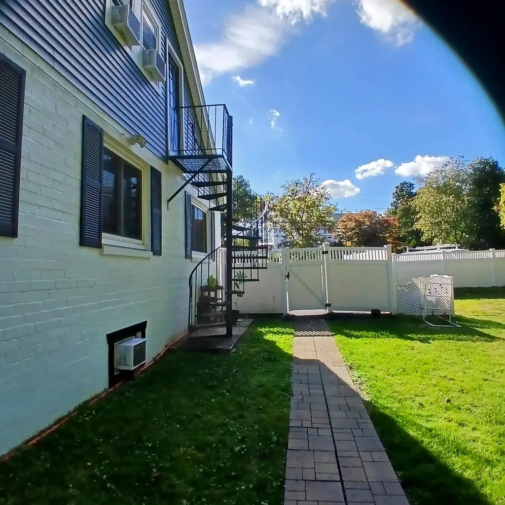 42 Walnut Street Saugus MA 01906