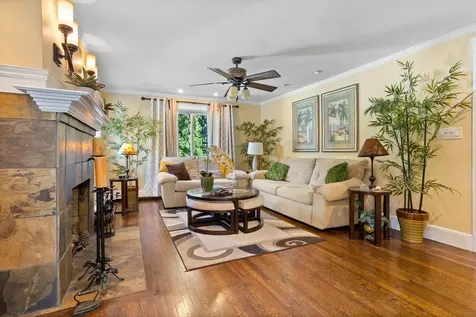 42 Walnut Street Saugus MA 01906