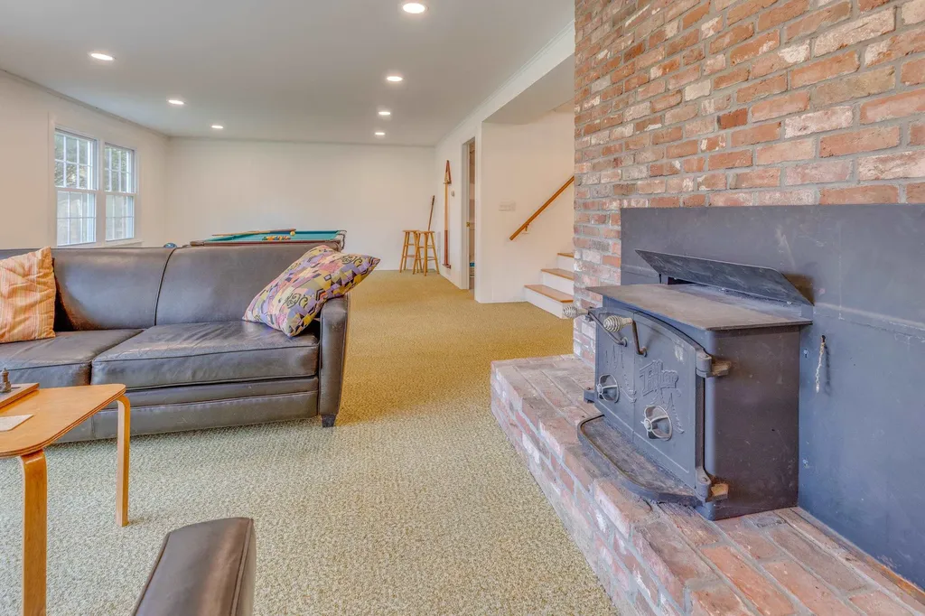 224 Beede Road Holderness NH 03245