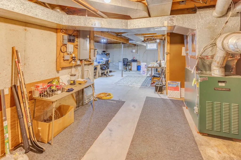 224 Beede Road Holderness NH 03245