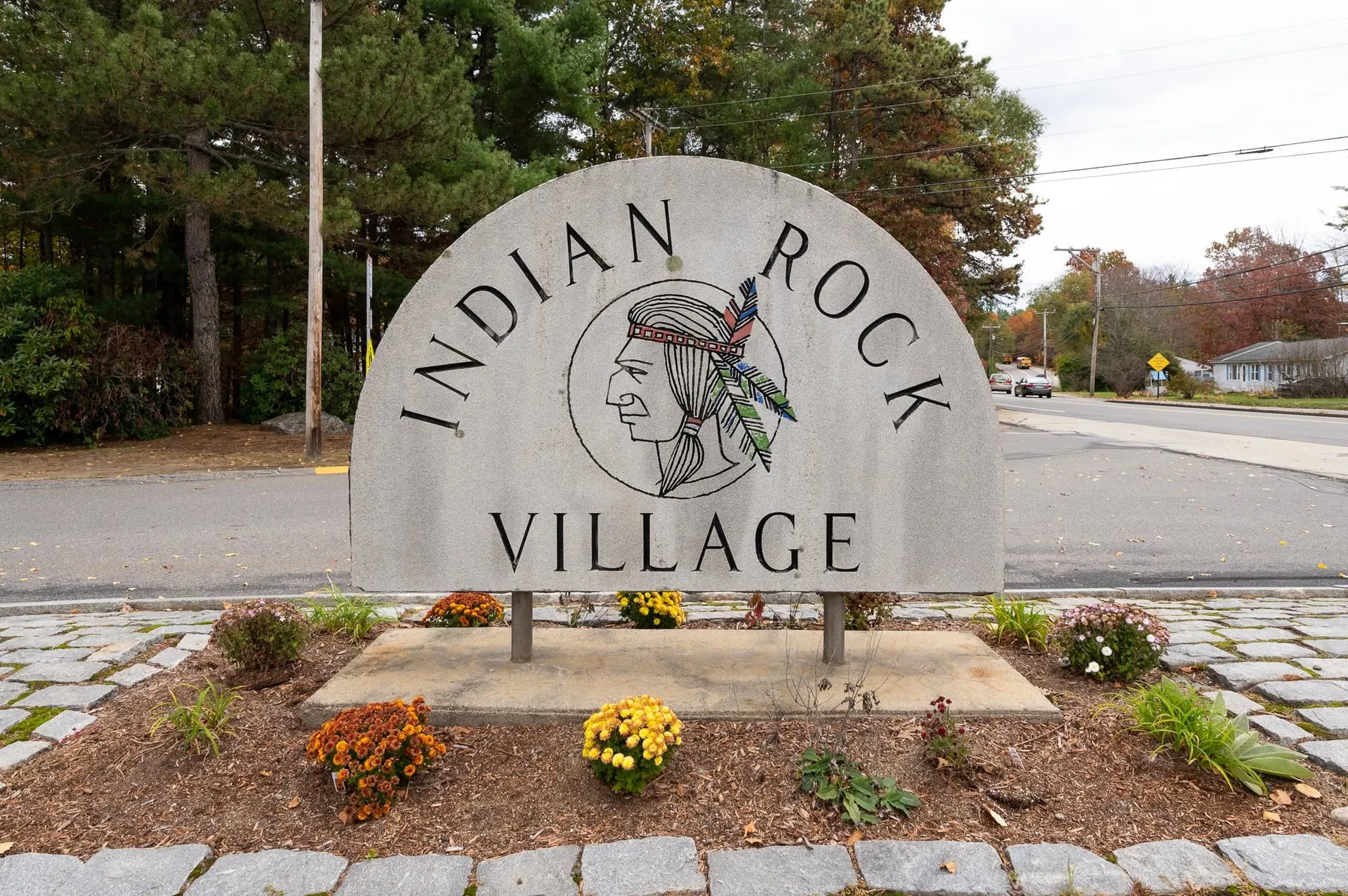 98 Indian Rock Road Merrimack NH 03054