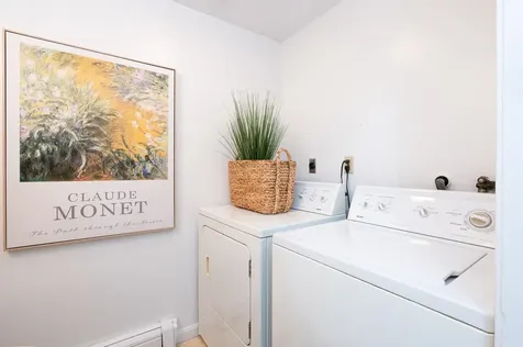 98 Indian Rock Road Merrimack NH 03054