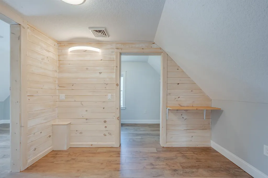 114 East Main Street Bradford NH 03221