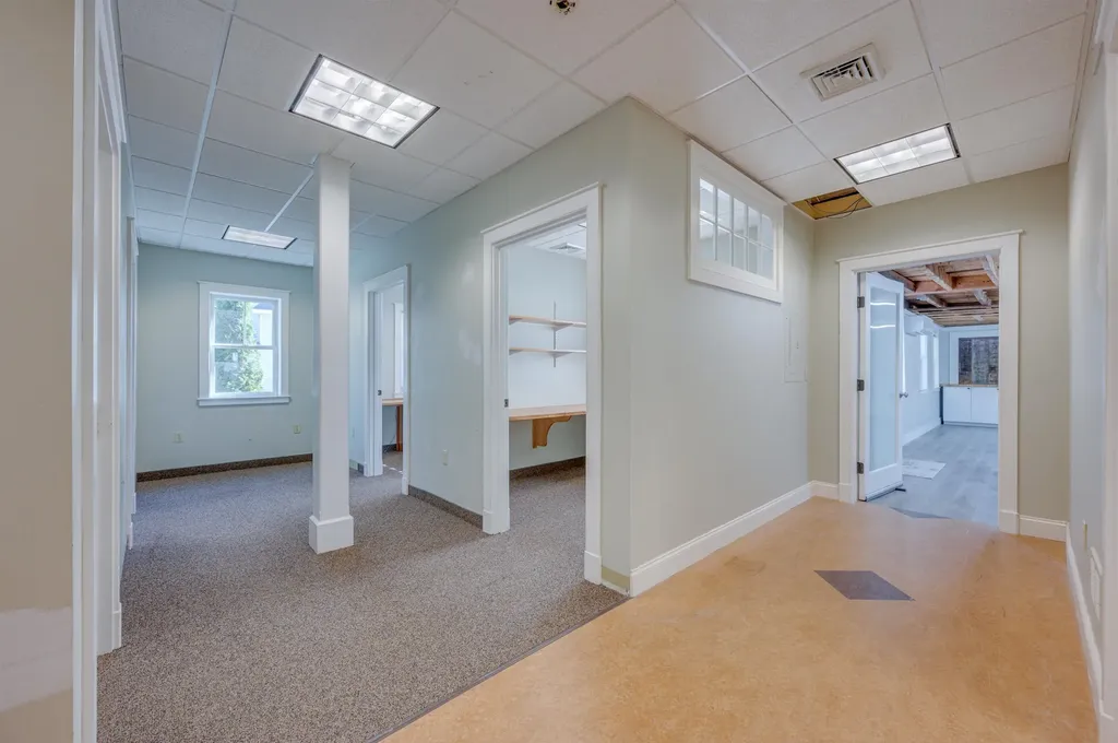 114 East Main Street Bradford NH 03221