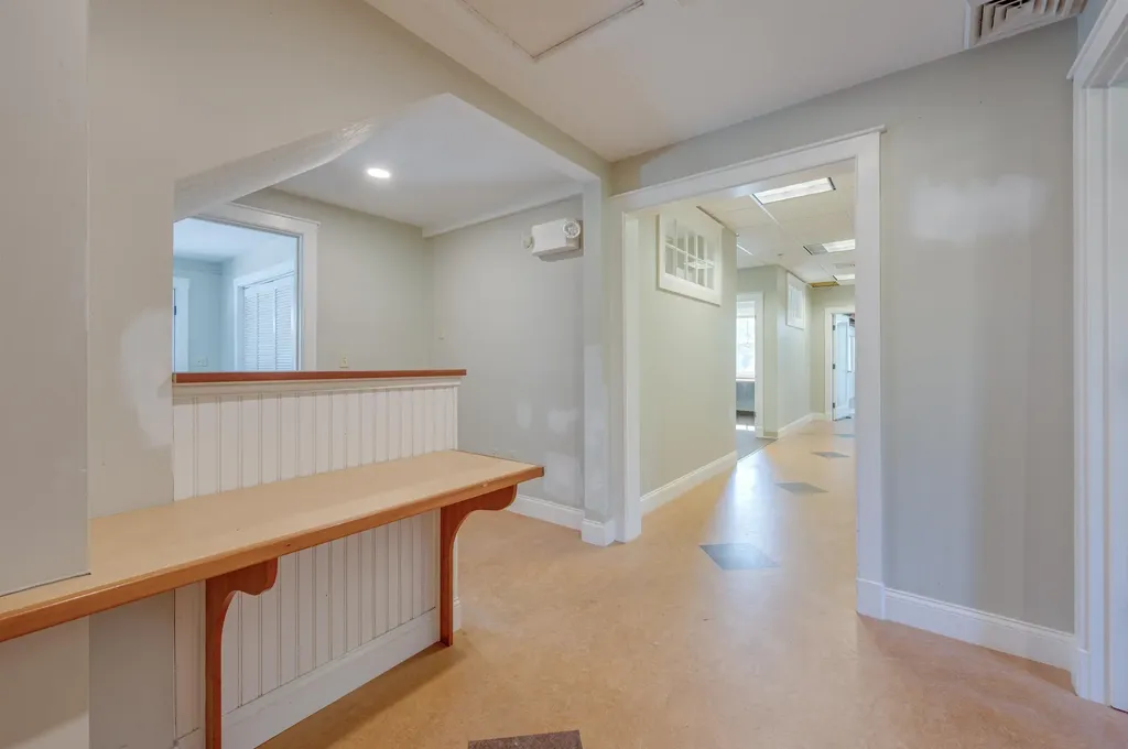 114 East Main Street Bradford NH 03221