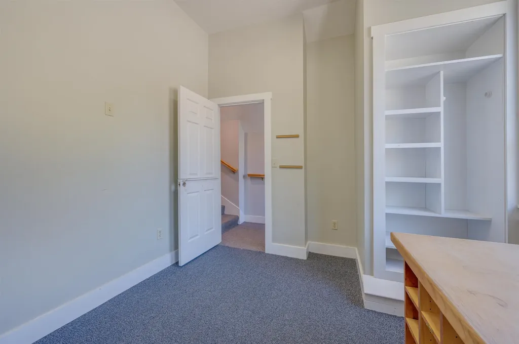 114 East Main Street Bradford NH 03221