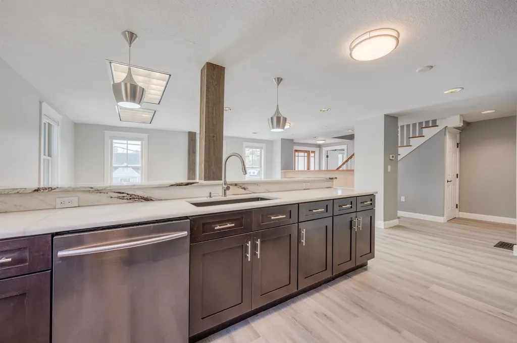 114 East Main Street Bradford NH 03221