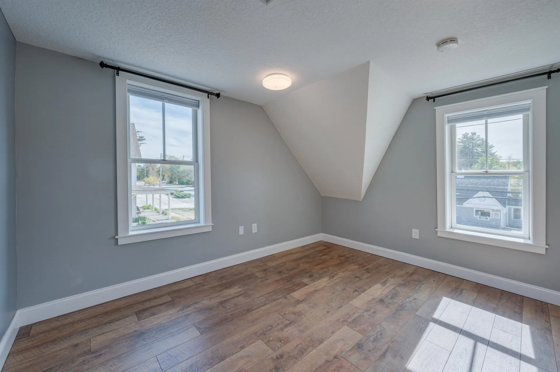 114 East Main Street Bradford NH 03221