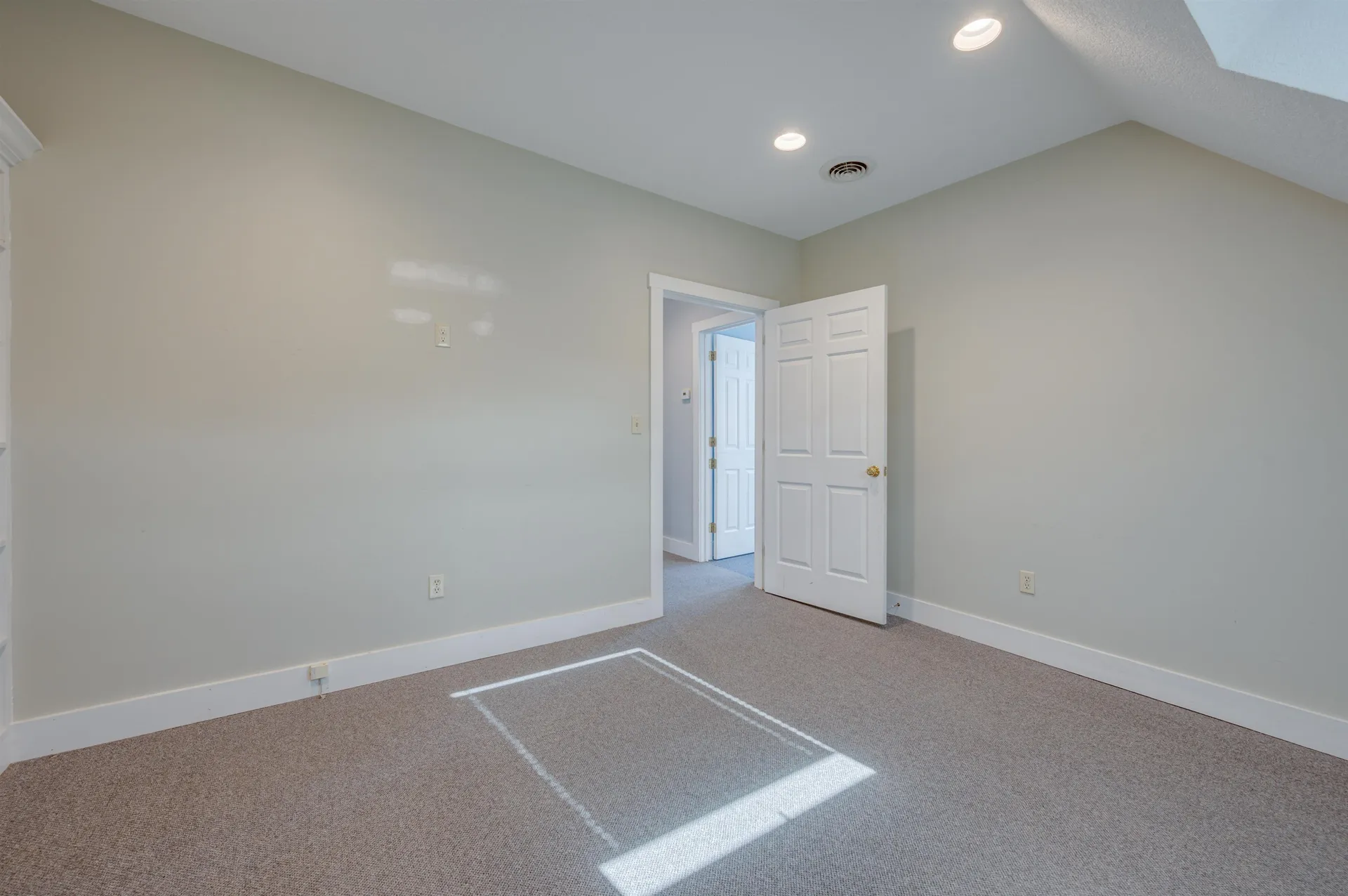 114 East Main Street Bradford NH 03221