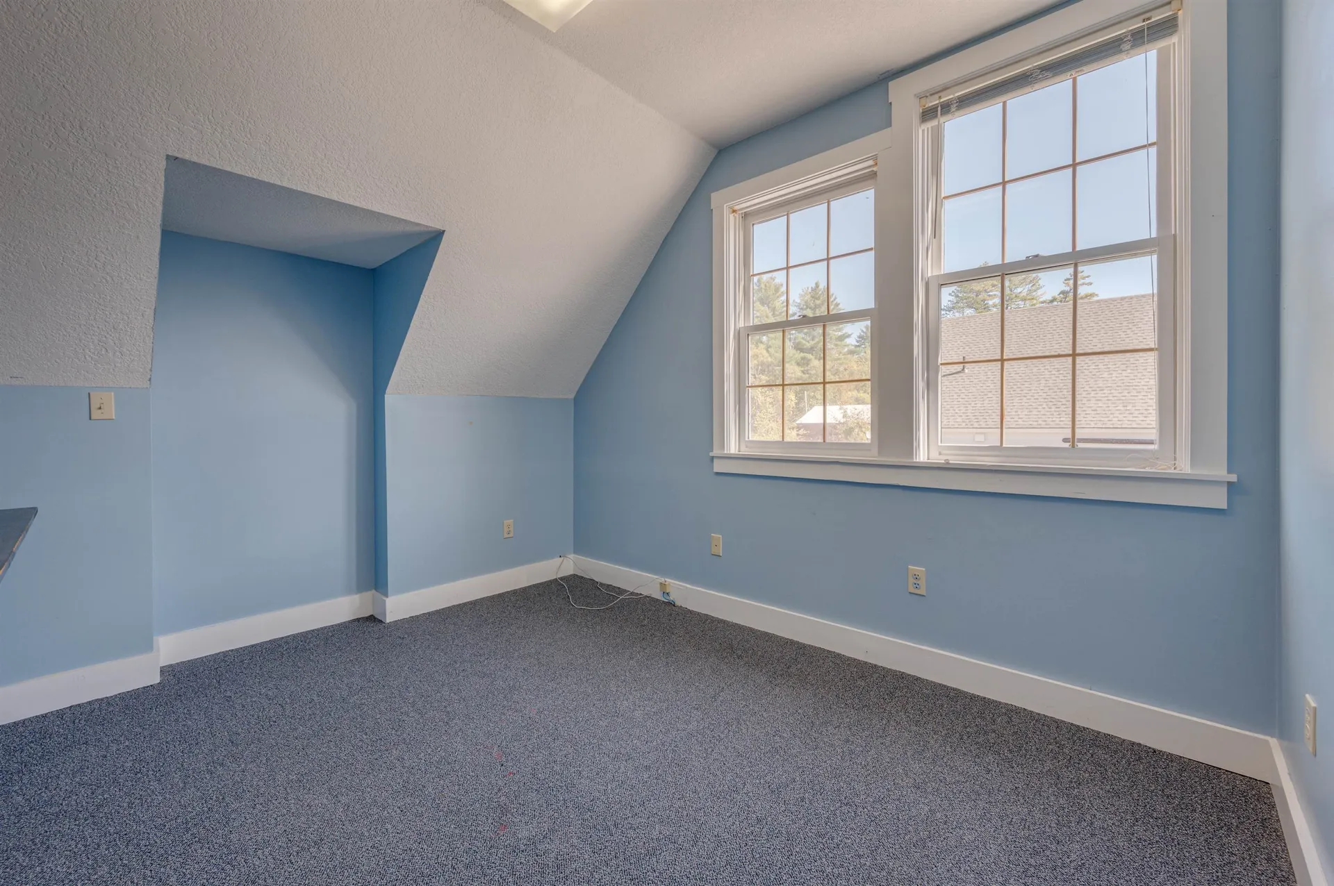 114 East Main Street Bradford NH 03221